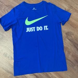 Nike youth XL tee